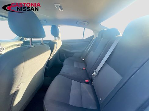 Used 2024 Nissan Sentra SV image 30