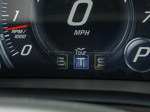 Used 2015 Chevrolet Corvette Stingray Convertible w/ 2LT Preferred Equipment Group RWD image 29