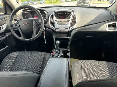 Used 2017 GMC Terrain SLE FWD image 15