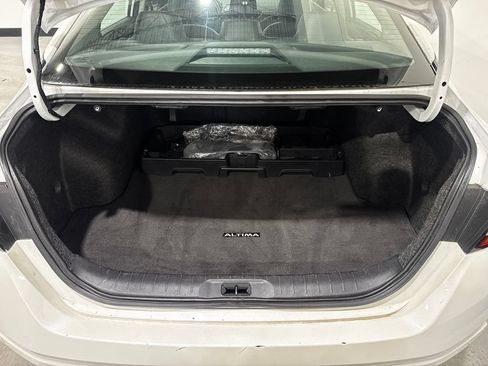 Used 2025 Nissan Altima 2.5 SR AWD/4WD image 28