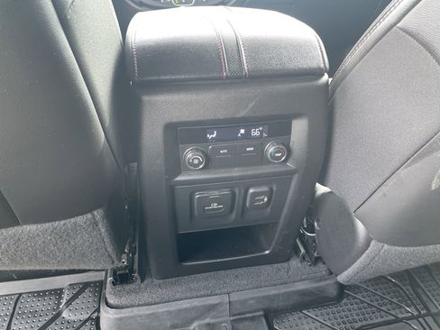 Used 2023 Chevrolet Traverse RS w/ LPO, Floor Liner Package image 21