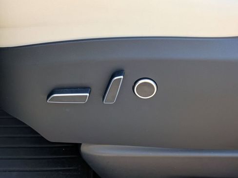 Used 2024 Tesla Model X image 13