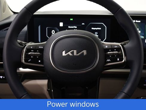 New 2026 Kia Carnival SX w/ SX Dark Edition Package image 10