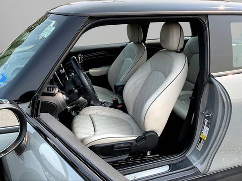 Used 2023 MINI Cooper S w/ Driver Assistance Package FWD image 19