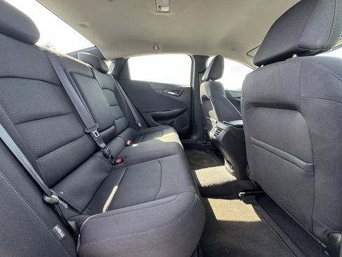 Used 2017 Chevrolet Malibu LT w/ Driver Confidence Package image 19