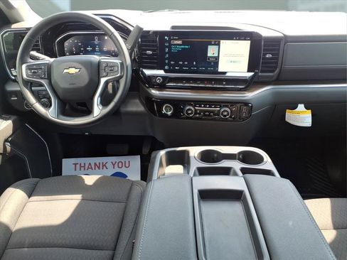 Used 2023 Chevrolet Silverado 1500 LT AWD/4WD image 19