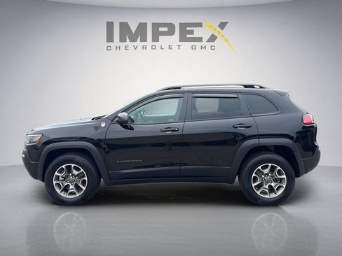 Used 2021 Jeep Cherokee Trailhawk AWD/4WD image 2