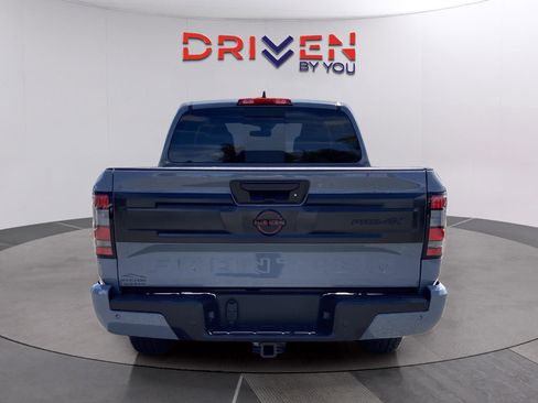 New 2026 Nissan Frontier PRO-4X w/ Pro-4x Convenience Package image 4