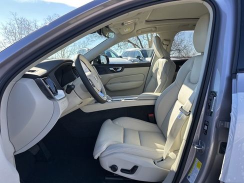 New 2026 Volvo XC60 B5 Ultra w/ Climate Package image 13