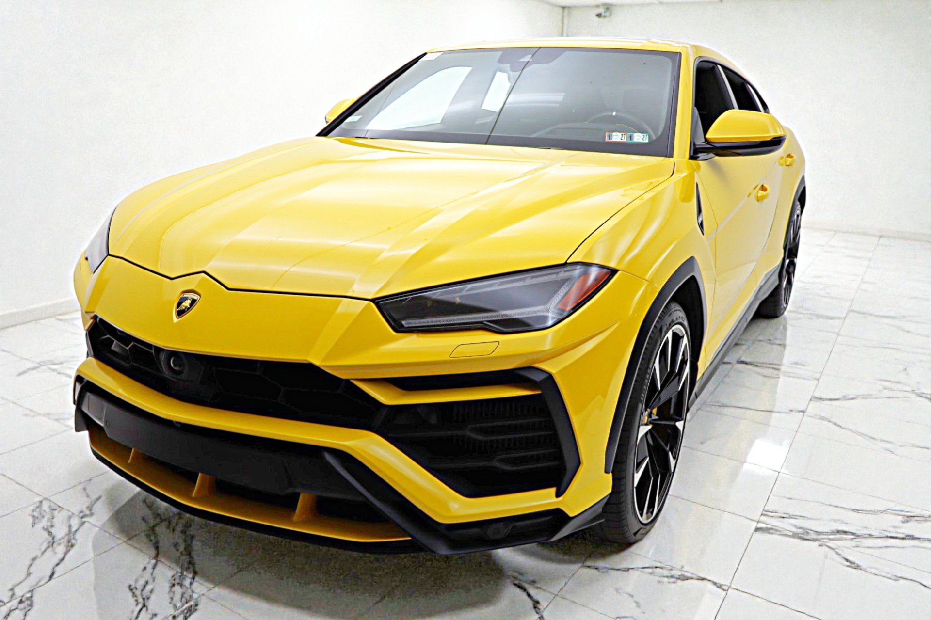 Used 2022 Lamborghini Urus AWD/4WD image 17