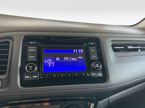 Used 2022 Honda HR-V LX image 21