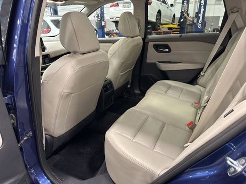 Used 2023 Nissan Rogue SL w/ SL Premium Package image 36