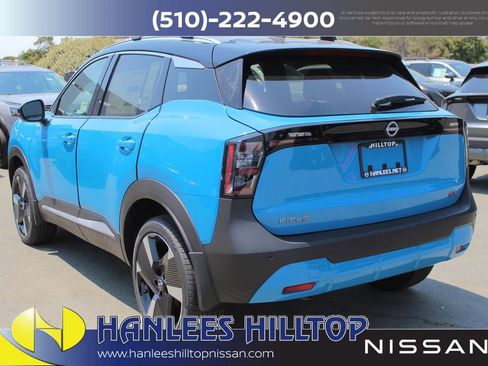 New 2025 Nissan Kicks SR image 8