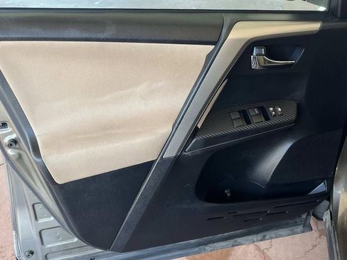 Used 2014 Toyota RAV4 XLE image 25