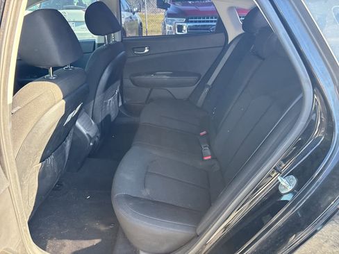 Used 2018 Kia Optima LX image 4