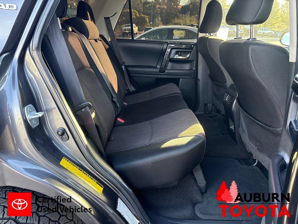 Certified 2020 Toyota 4Runner TRD Off-Road AWD/4WD image 28