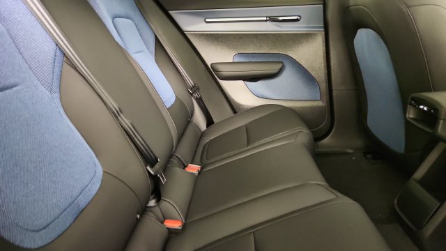 New 2026 Volvo EX30 Cross Country Ultra AWD/4WD image 29