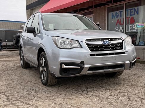 Used 2017 Subaru Forester 2.5i w/ Alloy Wheel Package image 3
