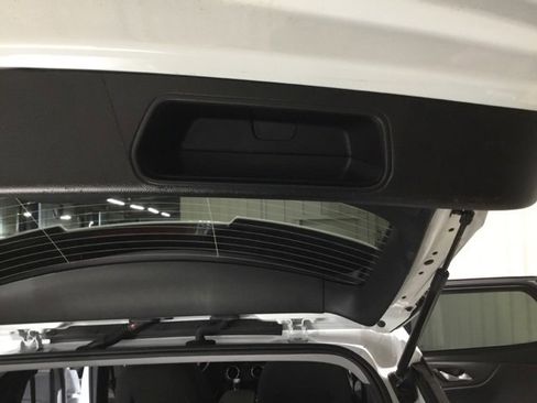 Used 2025 Chevrolet Blazer LT image 44