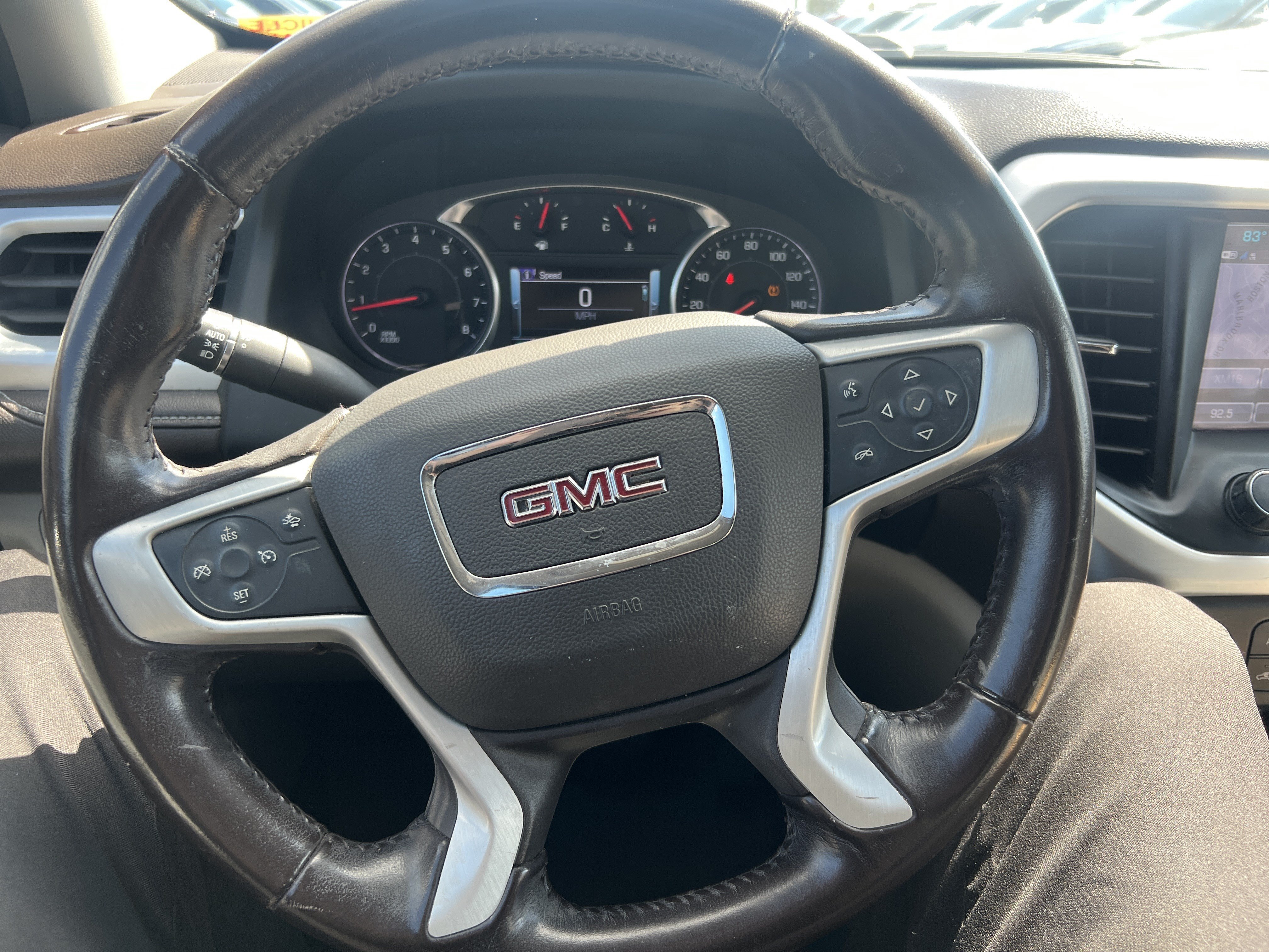 Used 2019 GMC Acadia SLT w/ LPO, Floor Liner Package FWD image 18