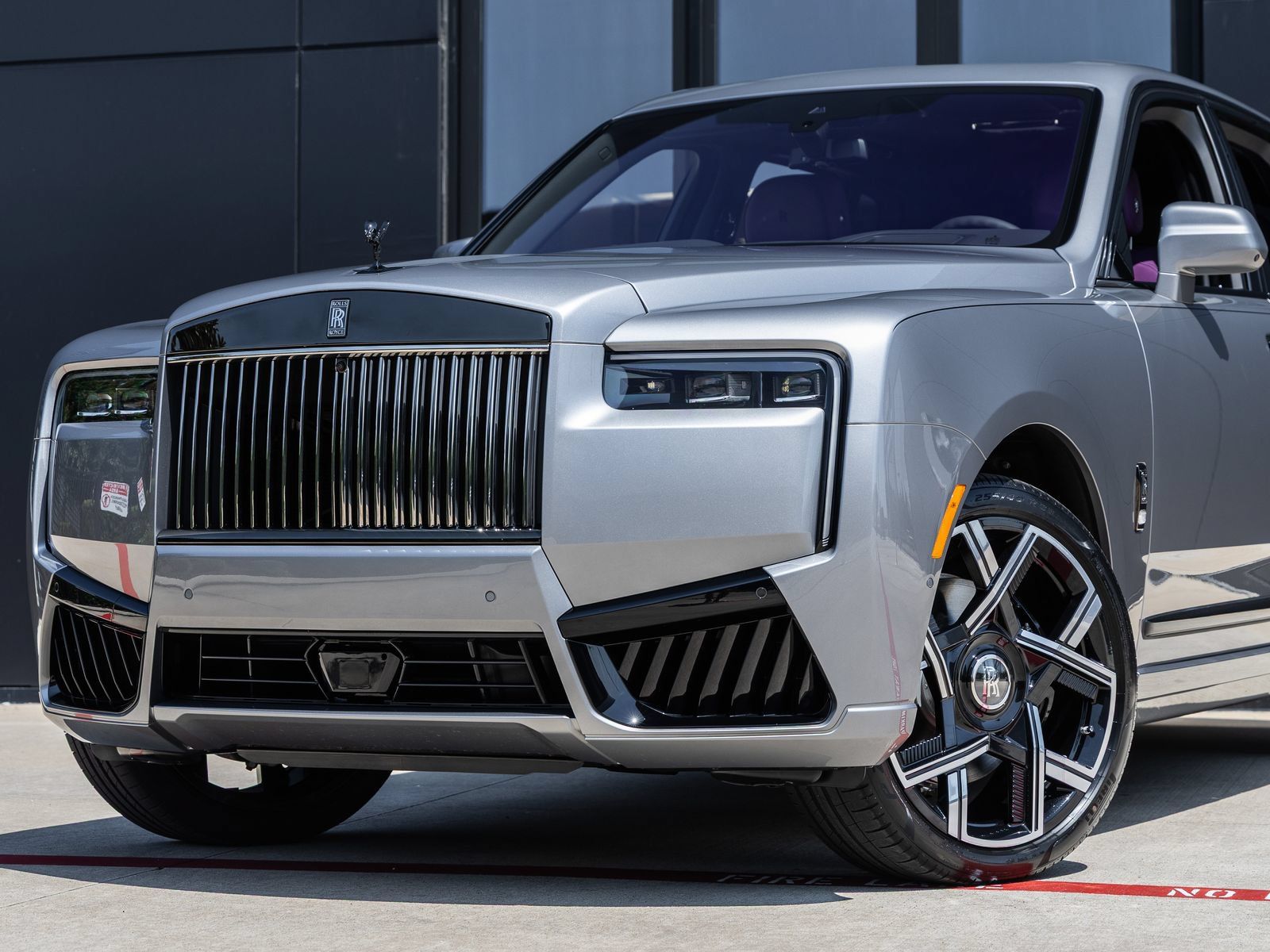 New 2027 Rolls-Royce Cullinan Black Badge AWD/4WD image 6
