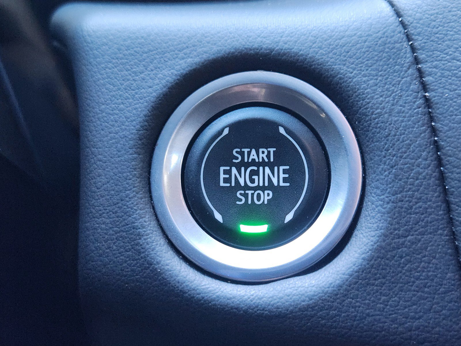 Used 2022 Chevrolet Suburban Z71 AWD/4WD image 18