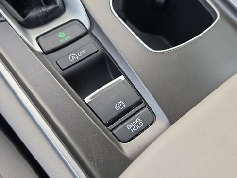 Certified 2022 Honda Accord LX image 26