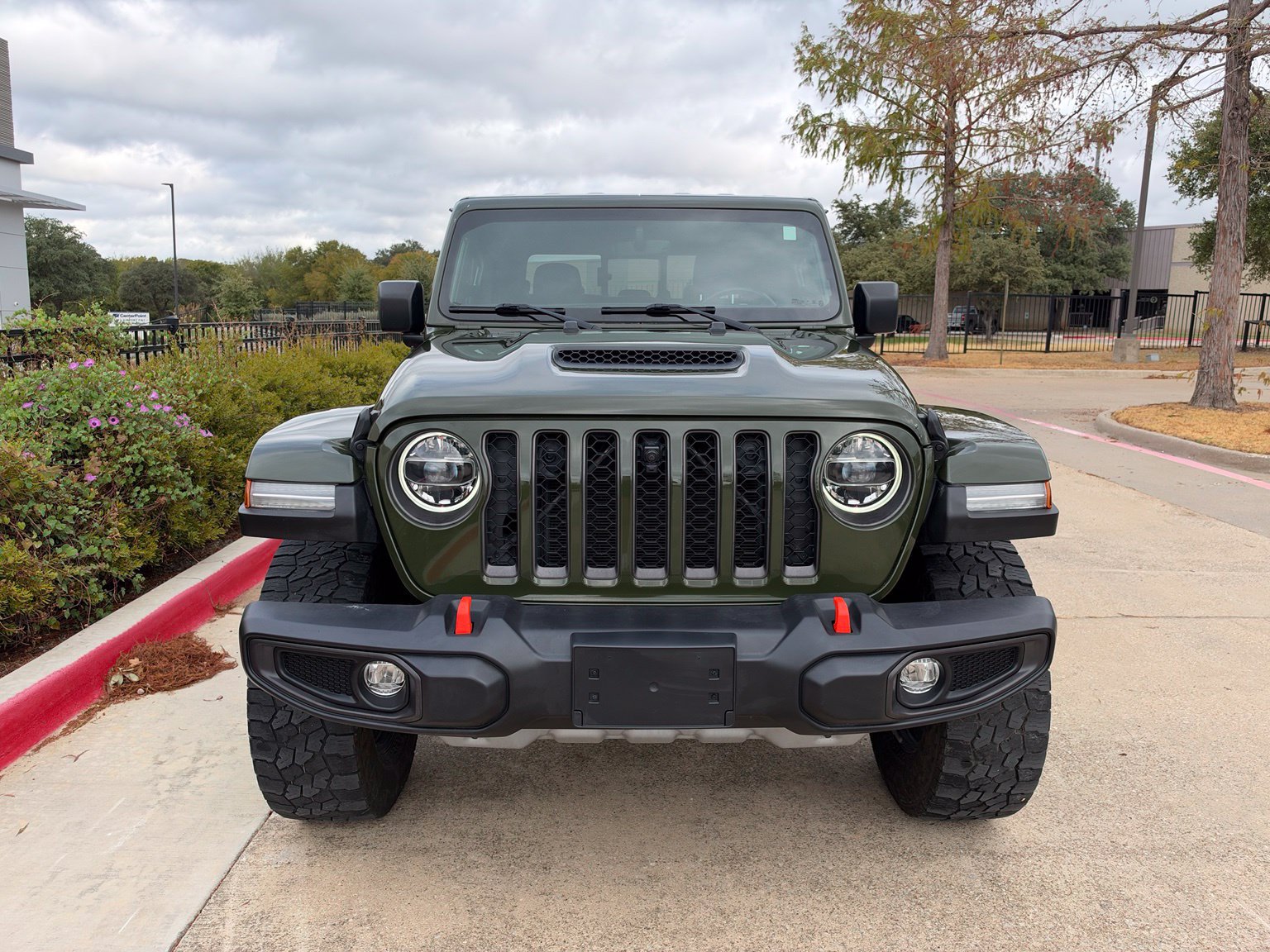 Used 2022 Jeep Gladiator Mojave w/ LED Lighting Group AWD/4WD image 2