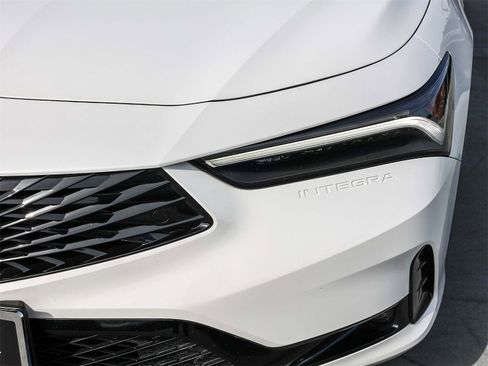 Used 2025 Acura Integra A-Spec image 10