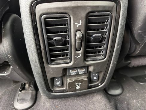 Used 2025 Dodge Durango GT AWD/4WD image 20