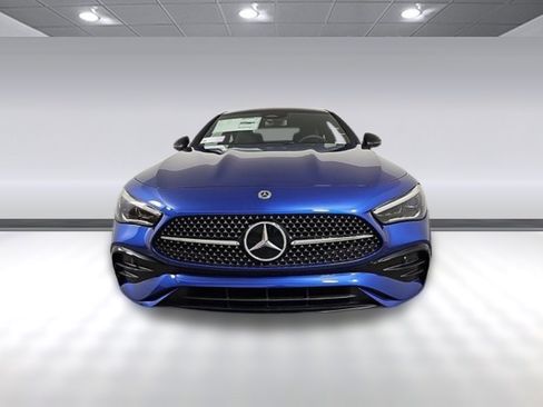 Used 2024 Mercedes-Benz CLE 300 4MATIC Coupe image 5