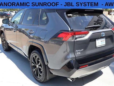 Used 2023 Toyota RAV4 XSE AWD/4WD image 5