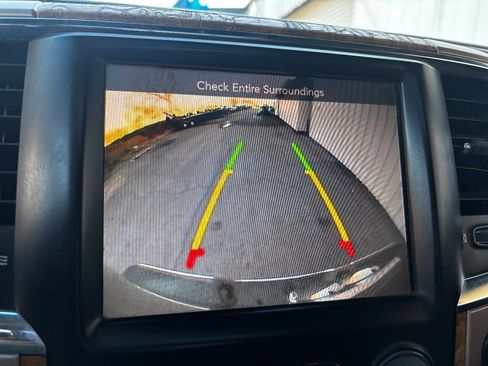 Used 2015 RAM 2500 Longhorn w/ Convenience Group image 18