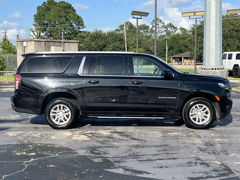 Used 2021 Chevrolet Suburban LS AWD/4WD image 10