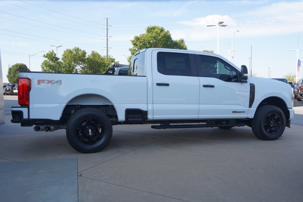 New 2026 Ford F250 XL w/ STX Appearance Package AWD/4WD image 12