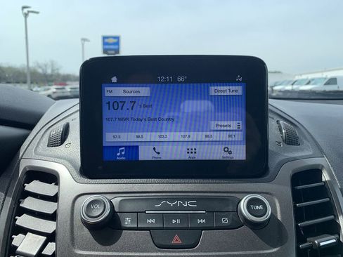 Used 2020 Ford Transit Connect XL image 12