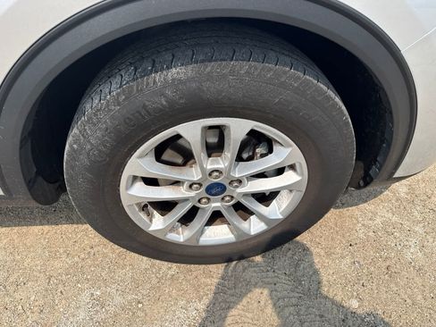 Used 2020 Ford Escape SE AWD/4WD image 5