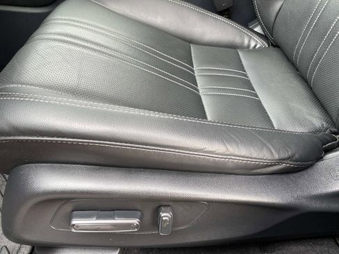 Used 2025 Honda HR-V EX-L image 23