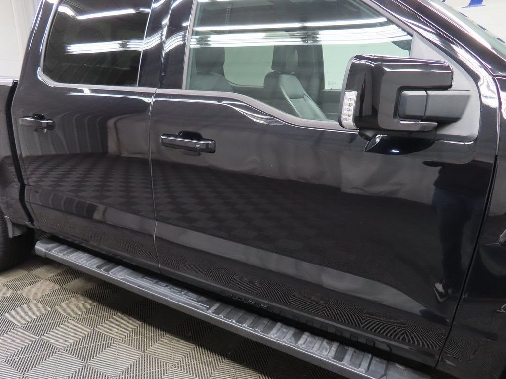 Used 2025 Ford F150 Lariat AWD/4WD image 37