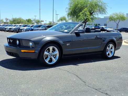 Used 2008 Ford Mustang GT RWD image 3
