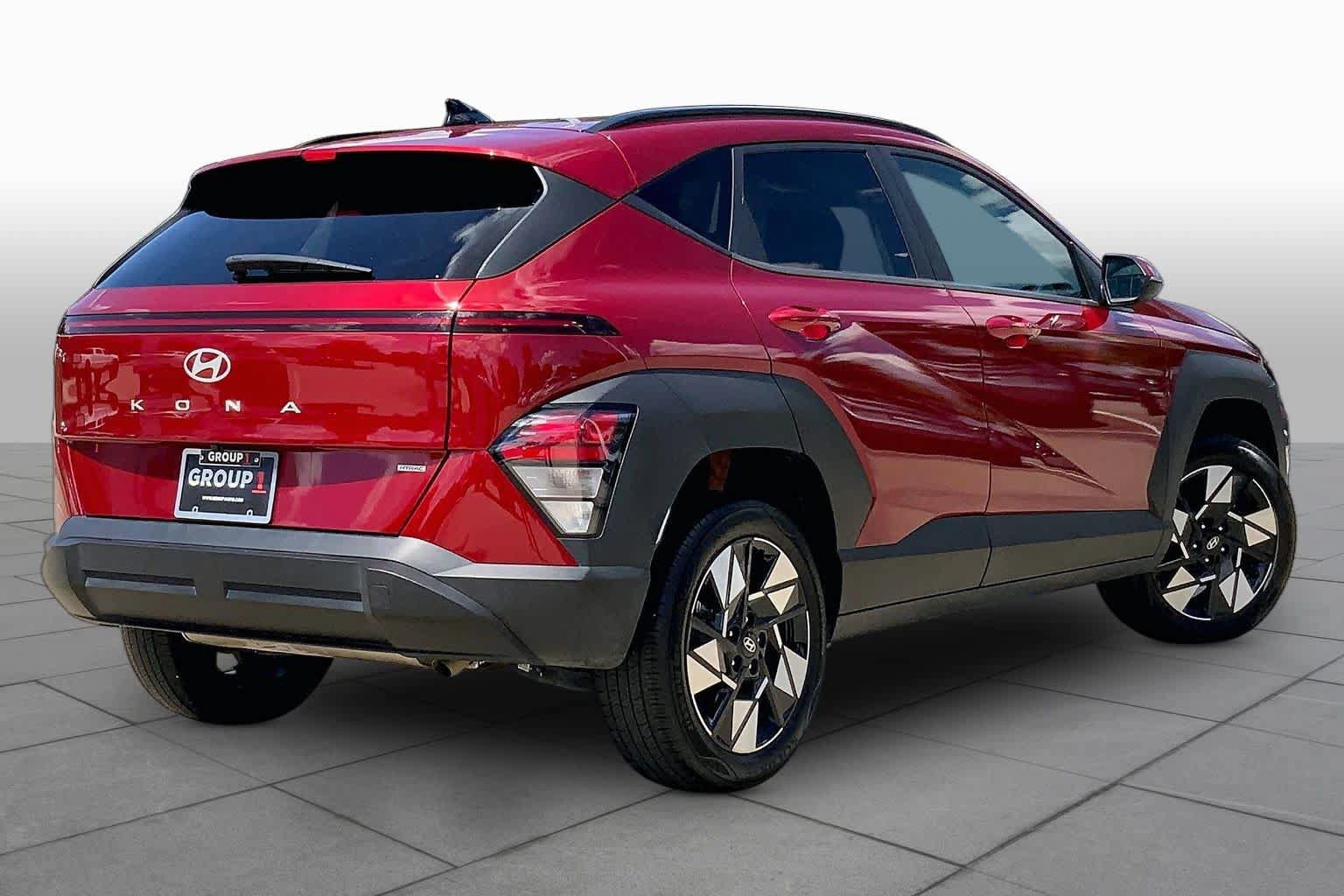 Used 2025 Hyundai Kona SEL AWD/4WD image 13