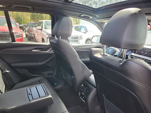 Used 2024 BMW X3 sDrive30i RWD image 31