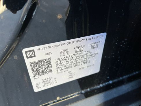 Used 2025 Chevrolet Equinox LT image 23