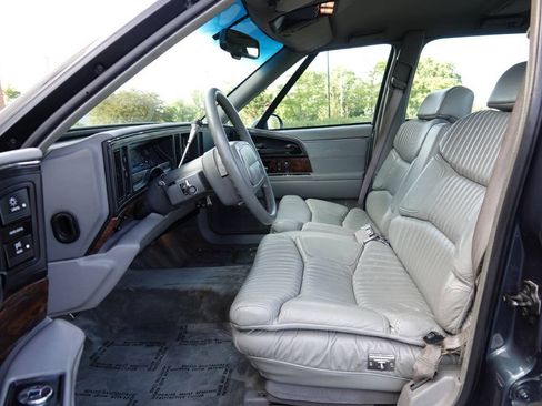 Used 1993 Buick Park Avenue Ultra FWD image 4