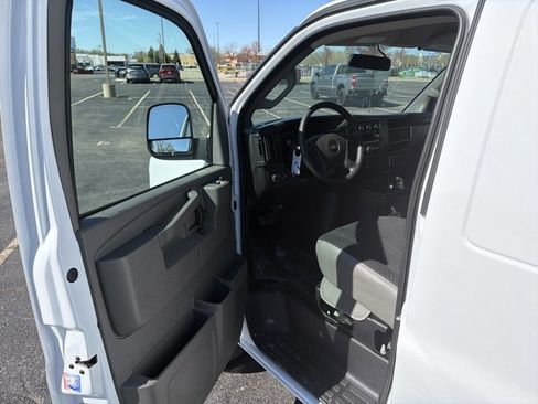 New 2026 Chevrolet Express 3500 w/ Driver Convenience Package RWD image 9