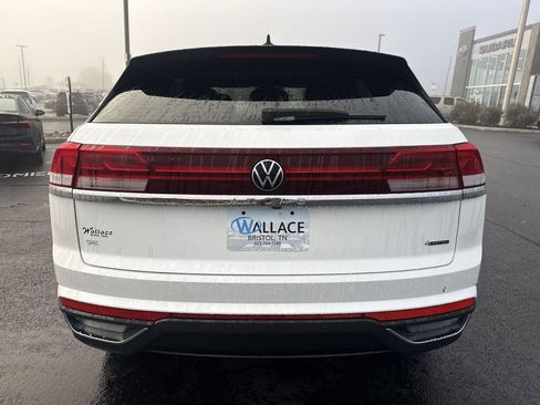 New 2026 Volkswagen Atlas Cross Sport SE AWD/4WD image 5