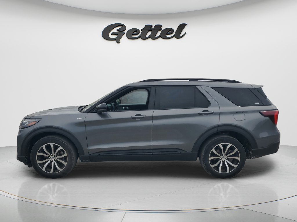 Used 2025 Ford Explorer ST-Line AWD/4WD image 8