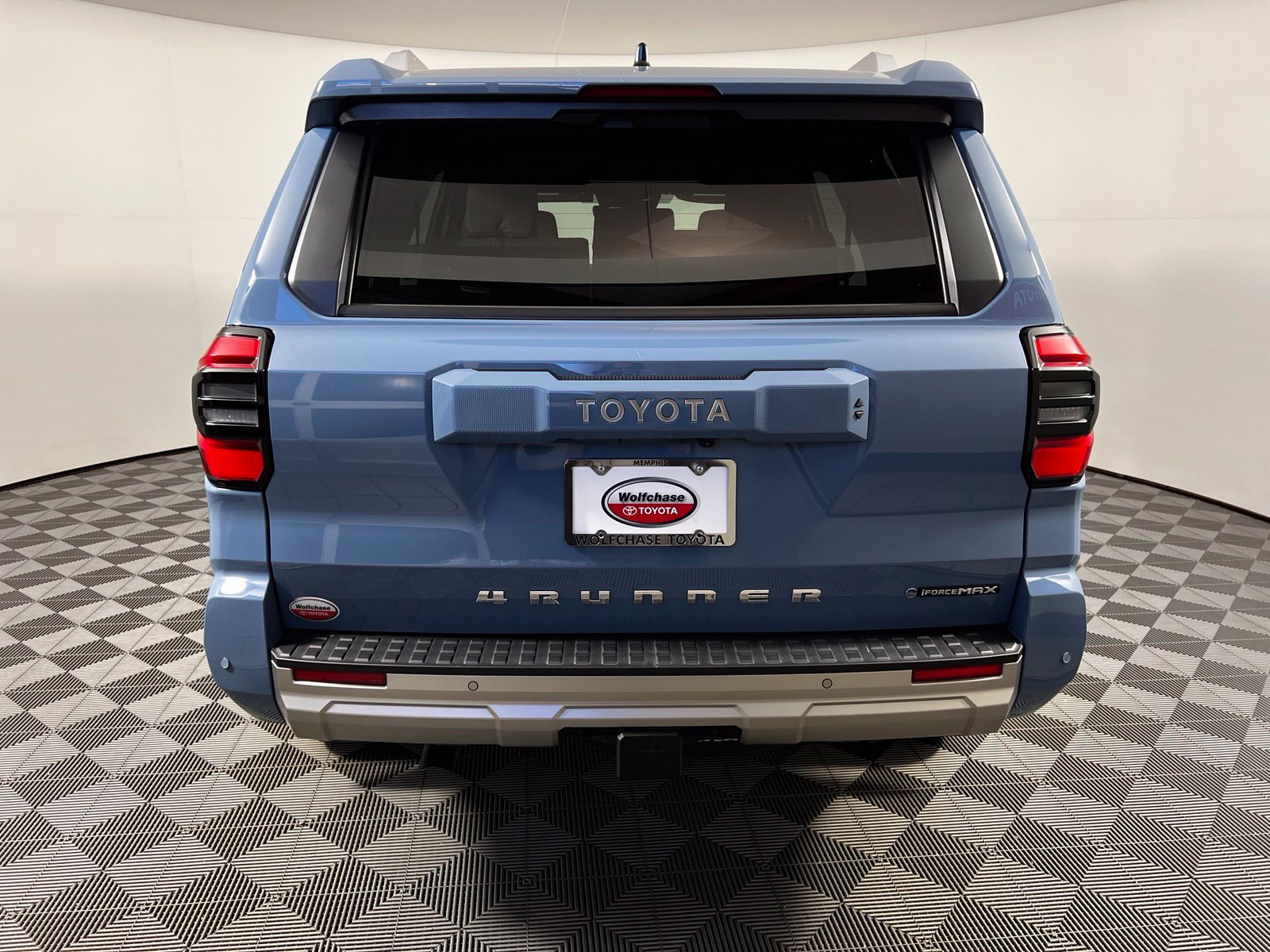 Certified 2025 Toyota 4Runner Limited AWD/4WD image 6