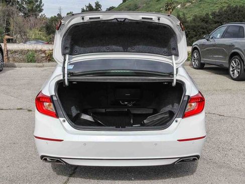 Used 2020 Honda Accord Touring image 26