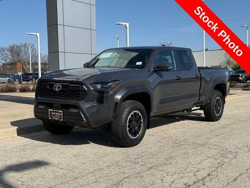 Used 2024 Toyota Tacoma TRD Off-Road w/ TRD Off Road Premium Package AWD/4WD image 7